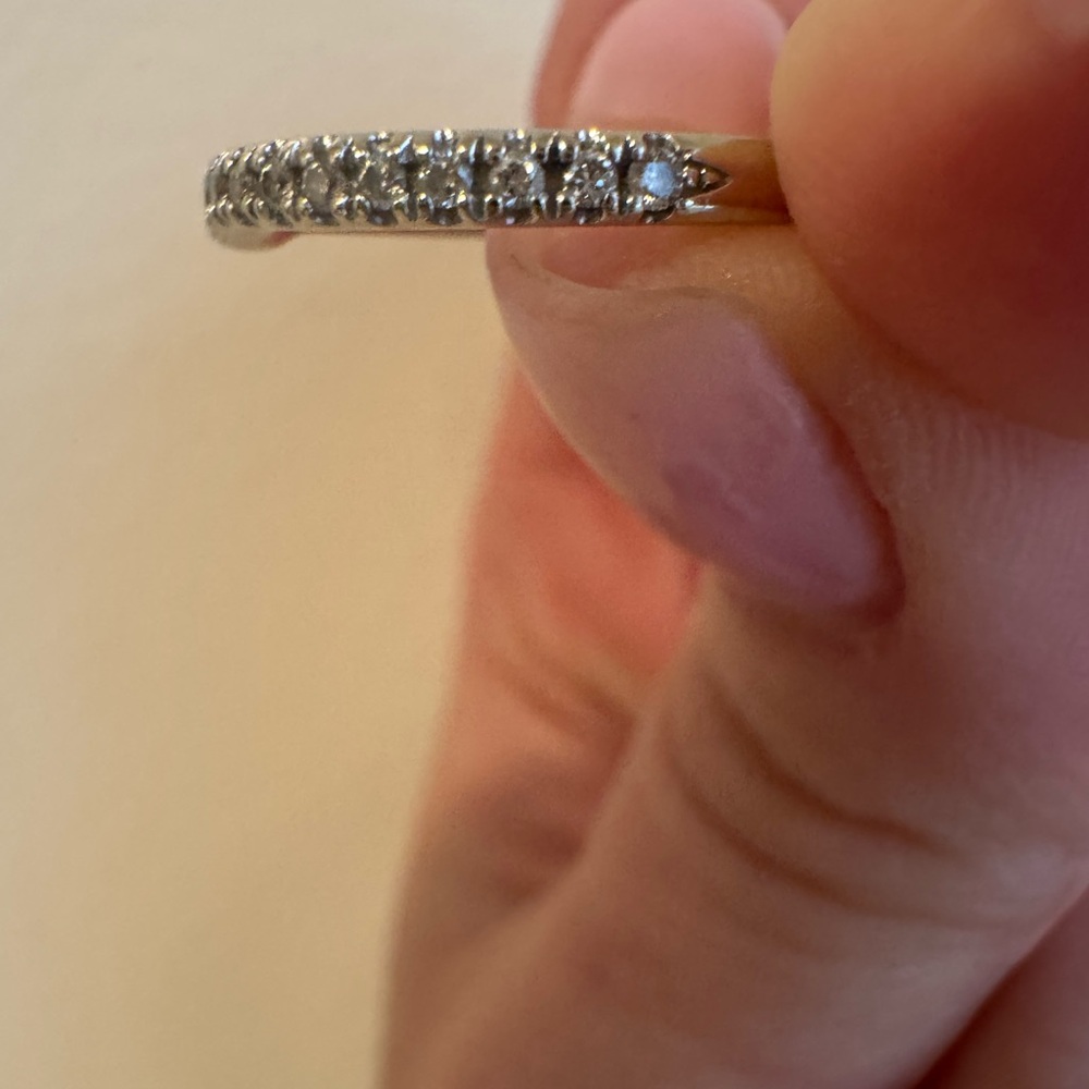 Kay jewelers Silver Diamond Ring - Picture 5 of 7